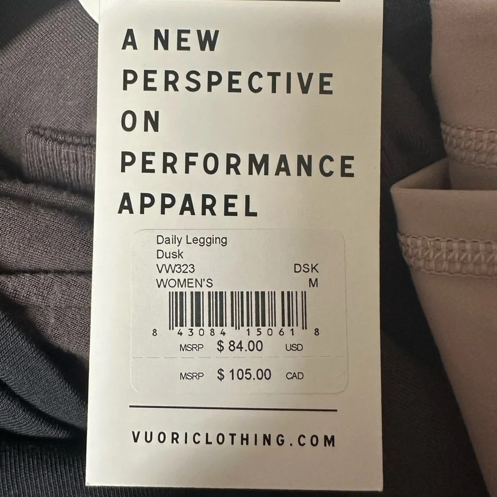 Vuori Women's Leggings in Mauve - Picture 5 of 5